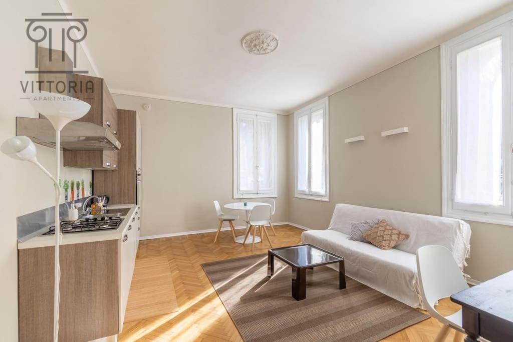 Vittoria Apartments: Viale Dante Виченца Экстерьер фото